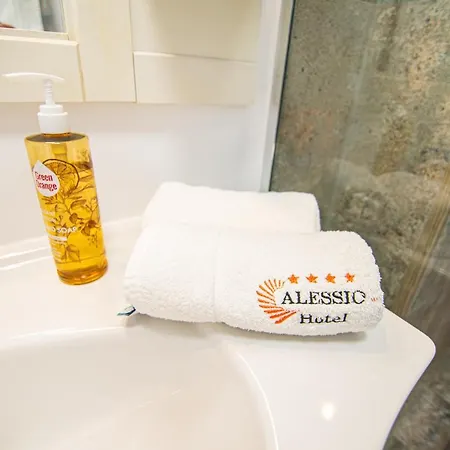 Alessio فندق كوستِنيست