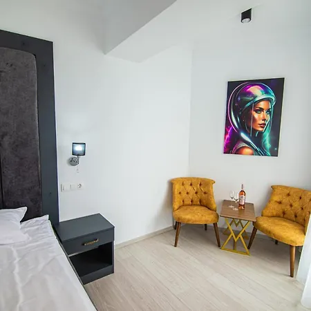 Alessio Hotel