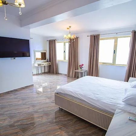Alessio Hotel 4*
