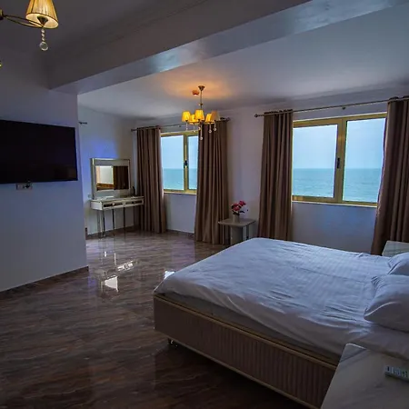 Alessio Hotel 4*