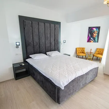 Alessio Hotel 4*