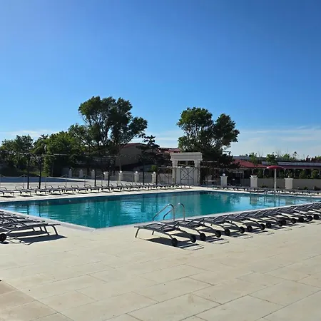 Alessio Hotel 4*